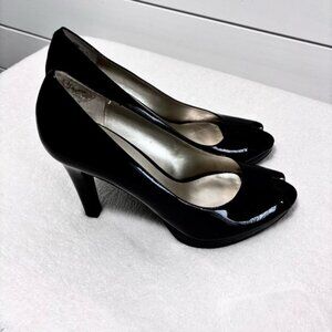 Nine West Black Peep Toe Heels Patent Upper Leather Open Toe Heels Pumps Size 9M